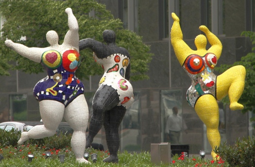 Les Trois Grâces (1995-2003), Niki de Saint Phalle